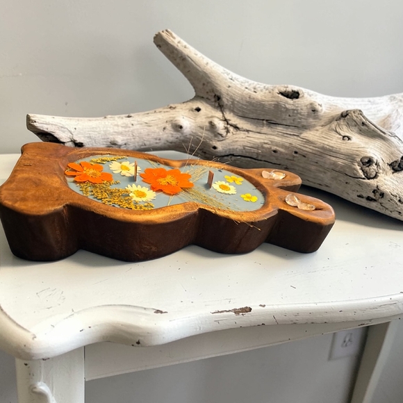 Hand Crafted , Wicked Worthy Wax, Bunny Hop wooden bowl candle - Picture 3 of 4